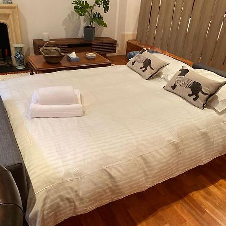 Spacious Flat In The Most Desirable Area Of London Eksteriør bilde