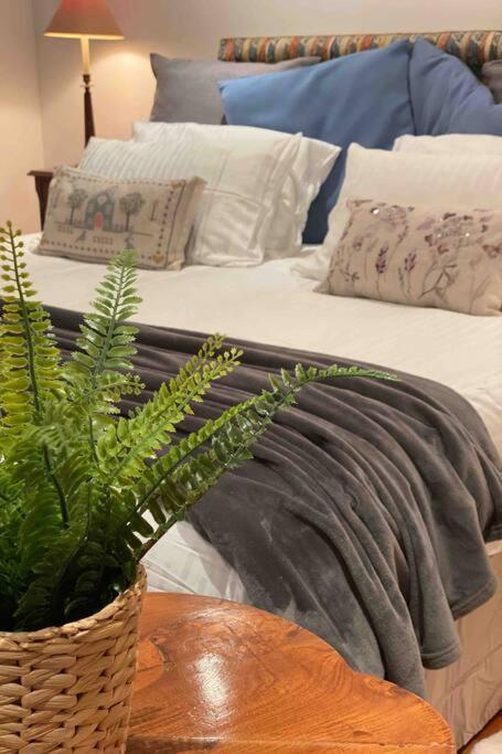 Spacious Flat In The Most Desirable Area Of London Eksteriør bilde